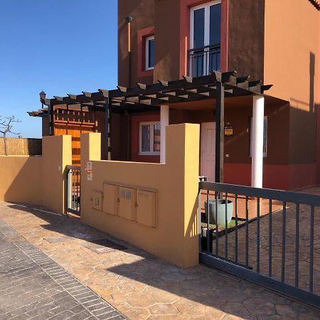 Villa Marie Agradable Y Tranquila Maison Con Piscina Corralejo Exteriör bild