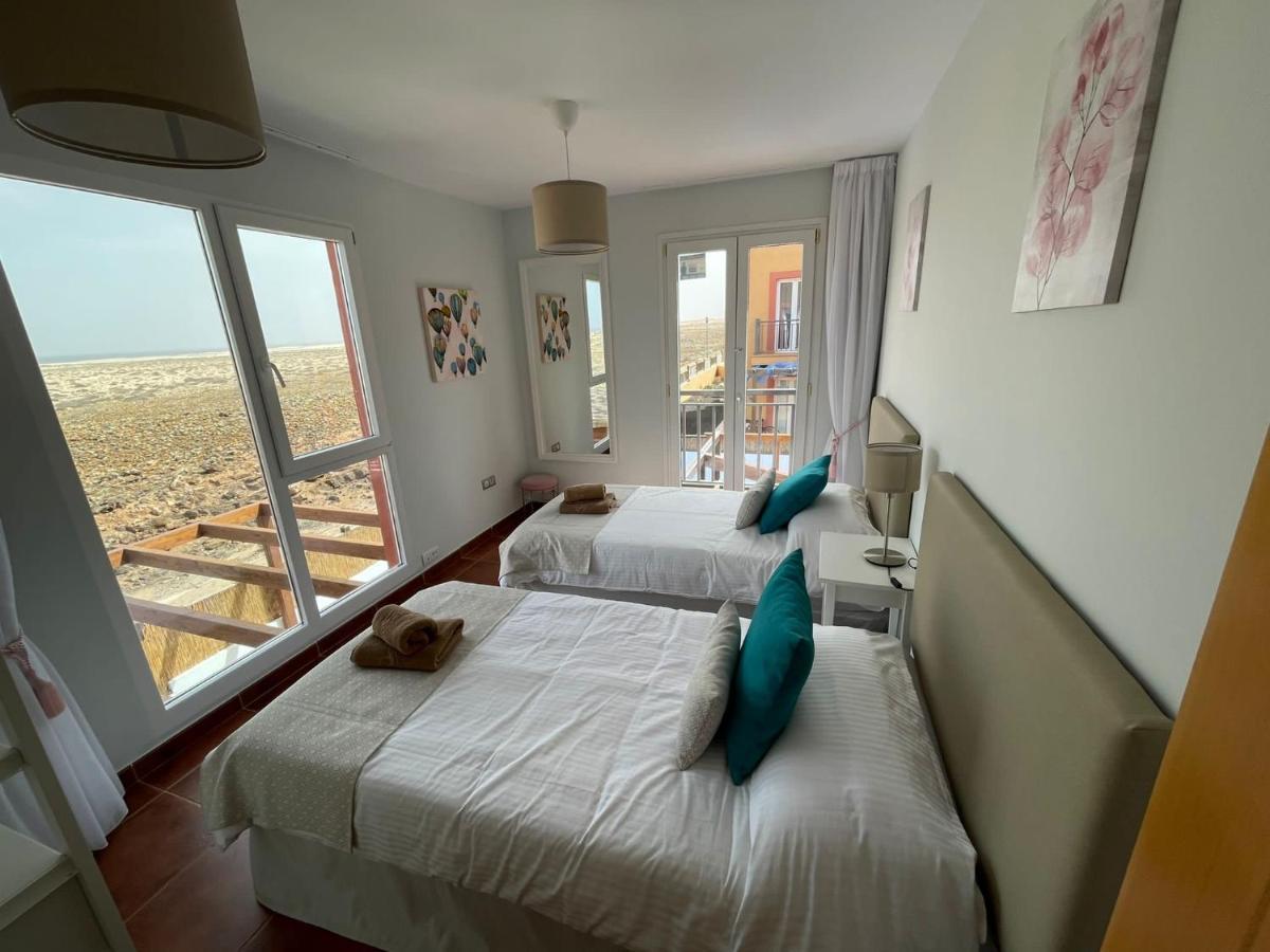 Villa Marie Agradable Y Tranquila Maison Con Piscina Corralejo Exteriör bild