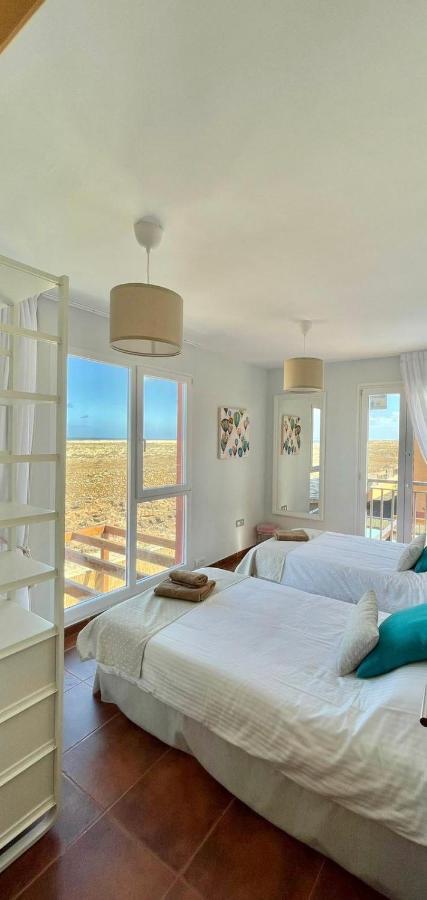 Villa Marie Agradable Y Tranquila Maison Con Piscina Corralejo Exteriör bild